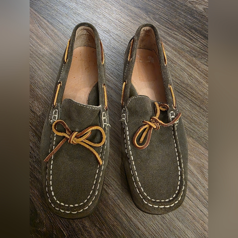 Land's End Suede Green Loafer Sizer 8.5B